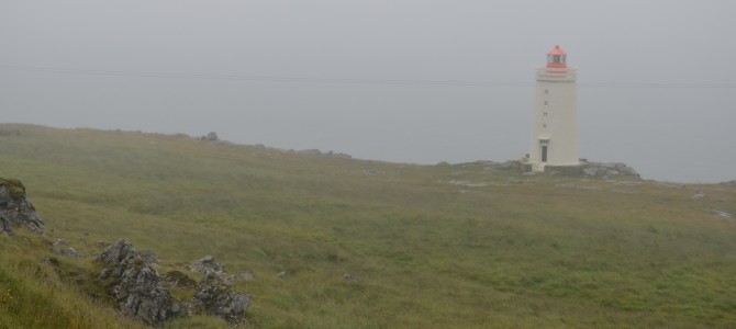 Island im Nebel